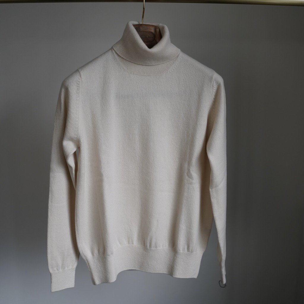 「UTO POP UP STORE」 カシミヤニットウエア受注会のお知らせ